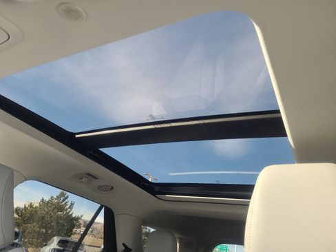 Certified 2025 Ford Explorer Platinum w/ Ultimate Package image 33