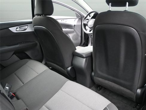 Used 2023 Kia Forte LXS image 14