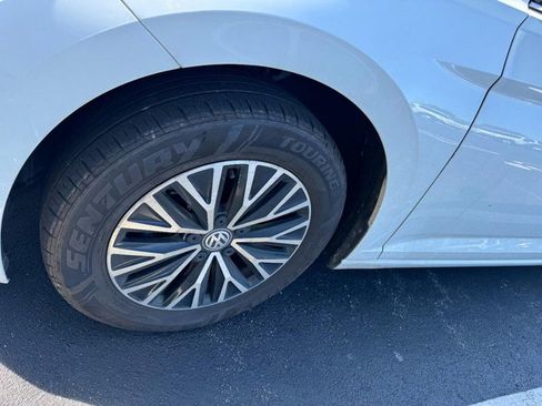 Used 2021 Volkswagen Jetta FWD image 5