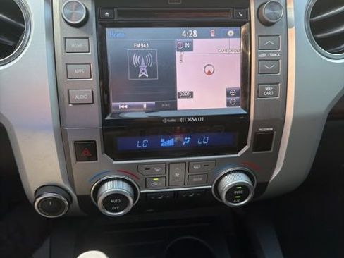 Used 2015 Toyota Tundra Limited w/ Limited Premium Package image 13