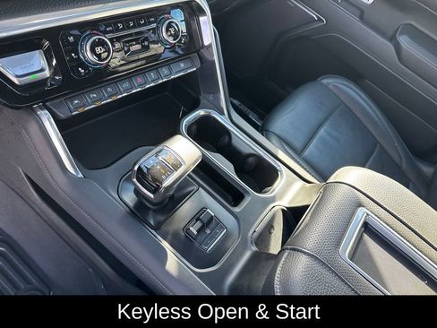 Used 2022 GMC Sierra 1500 Denali w/ Denali Reserve Package image 25