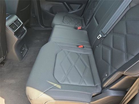 New 2026 Volkswagen Atlas Cross Sport SE image 14