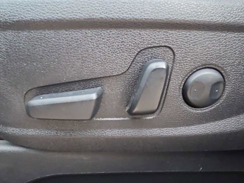 Used 2022 Kia Telluride EX w/ EX Premium Package image 14