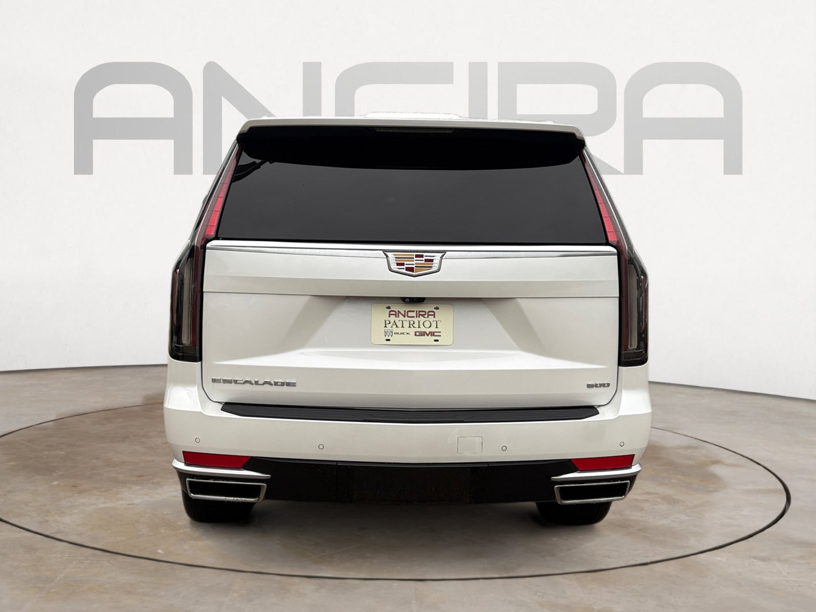 Used 2022 Cadillac Escalade ESV Premium Luxury w/ Performance Package RWD image 9