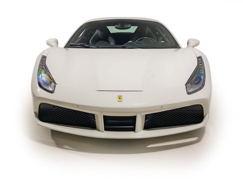Certified 2017 Ferrari 488 GTB RWD image 11