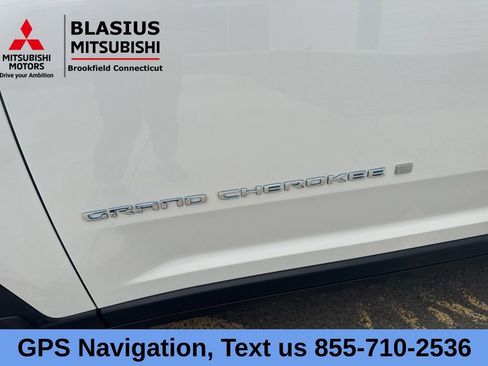 Used 2022 Jeep Grand Cherokee Limited 4xe w/ MOPAR Finishing Package AWD/4WD image 20