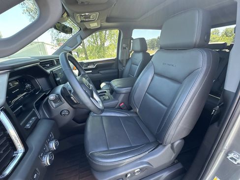 Certified 2025 GMC Sierra 1500 Denali w/ Denali Reserve Package AWD/4WD image 11