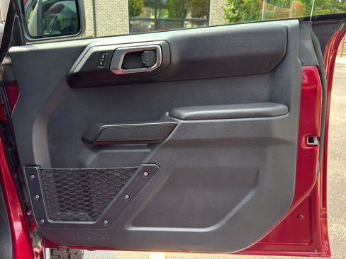 Used 2025 Ford Bronco Badlands AWD/4WD image 37