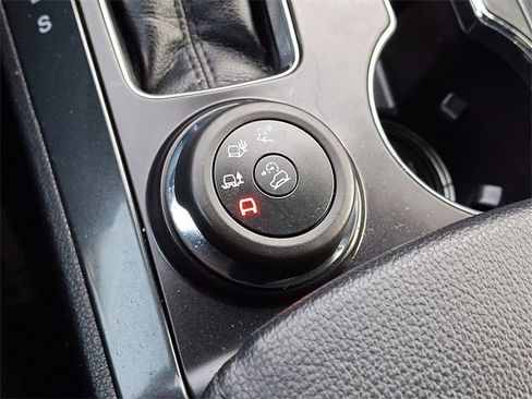 Used 2019 Ford Explorer Limited w/ Class III Trailer Tow Package image 26