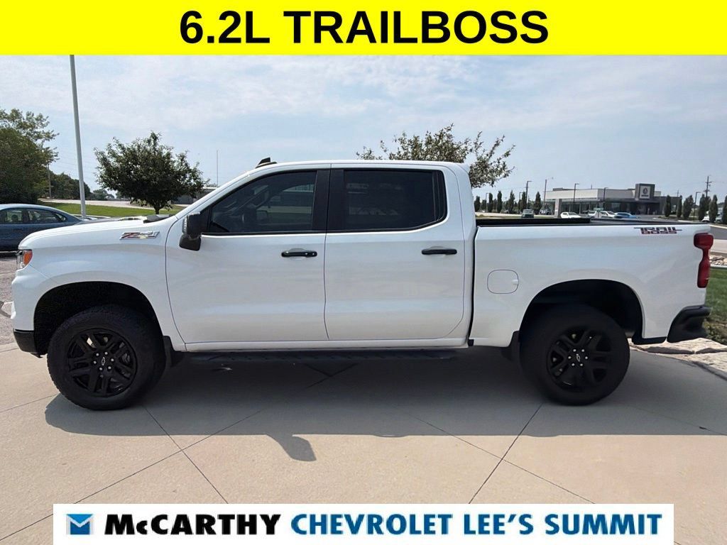 Used 2023 Chevrolet Silverado 1500 LT Trail Boss w/ Convenience Package II AWD/4WD image 5
