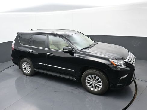 Used 2019 Lexus GX 460 Premium w/ Premium Package image 29