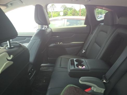 Certified 2025 Nissan Murano SV FWD image 8
