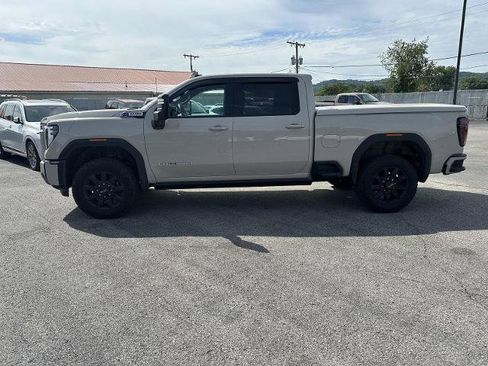 Used 2026 GMC Sierra 2500 AT4 w/ AT4 Premium Plus Package AWD/4WD image 3