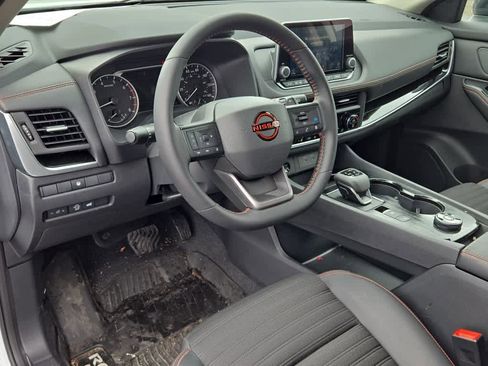 Used 2026 Nissan Rogue SV w/ Rock Creek Premium Package image 11