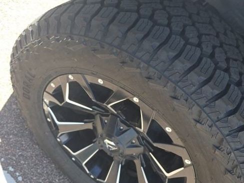 Used 2018 Jeep Wrangler Unlimited Rubicon AWD/4WD image 3