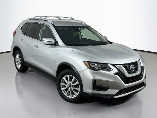 Used 2019 Nissan Rogue S w/ Special Edition Package FWD image 3