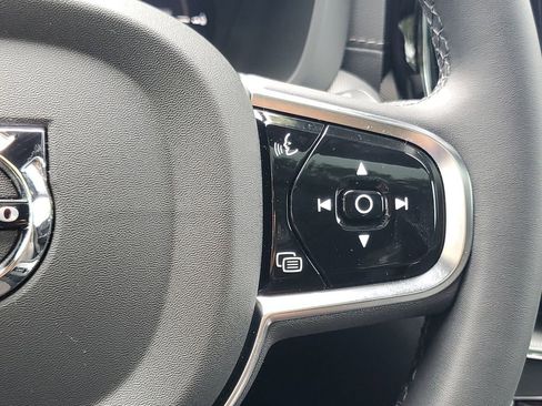 Certified 2024 Volvo XC60 T8 Ultimate w/ Protection Package AWD/4WD image 22