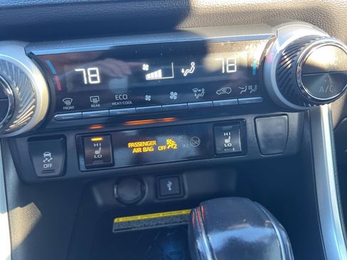 Used 2020 Toyota RAV4 XSE image 19