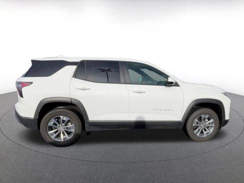 Used 2025 Chevrolet Equinox LT image 16