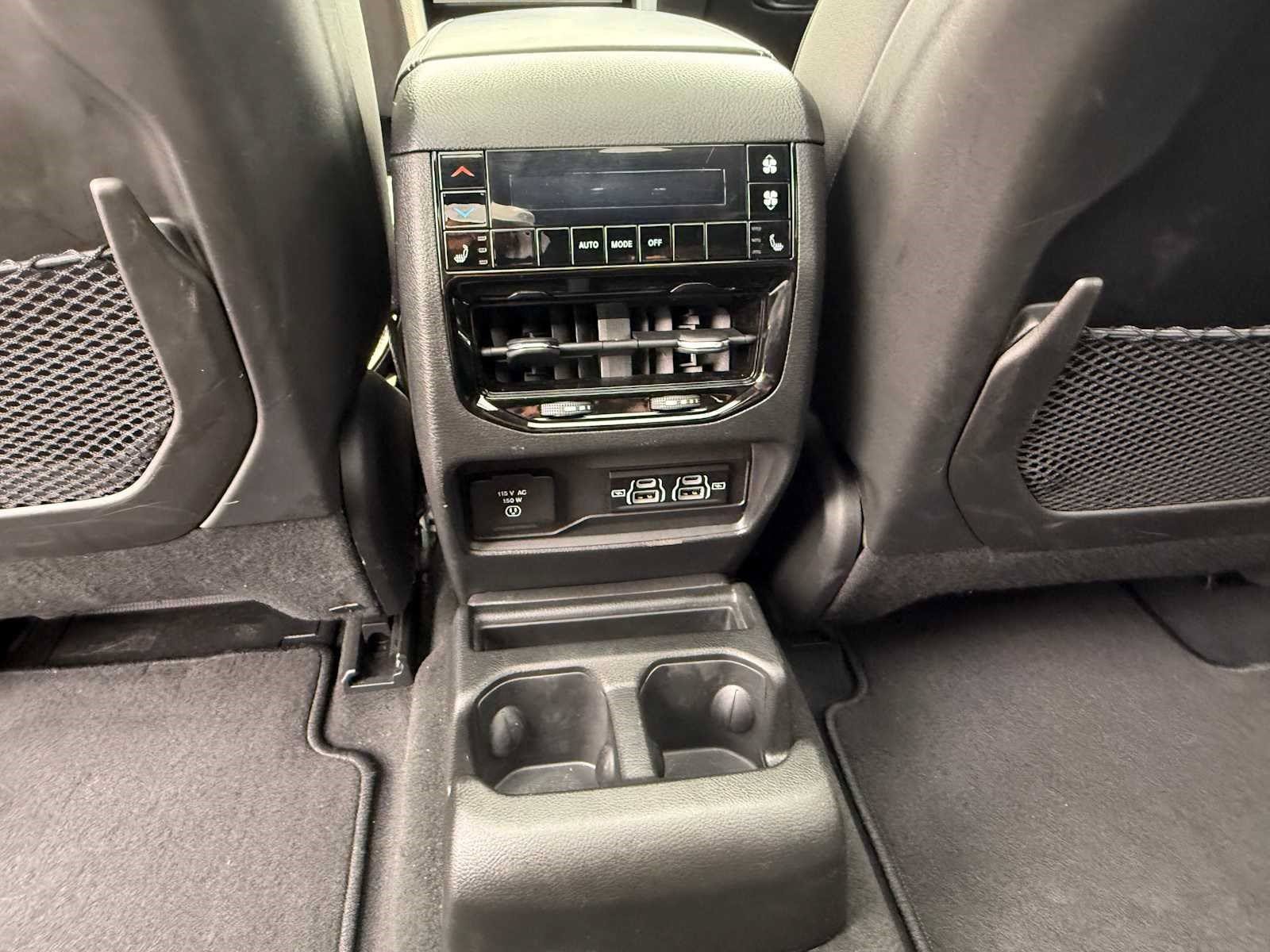 Used 2024 Jeep Grand Cherokee L Overland AWD/4WD image 20