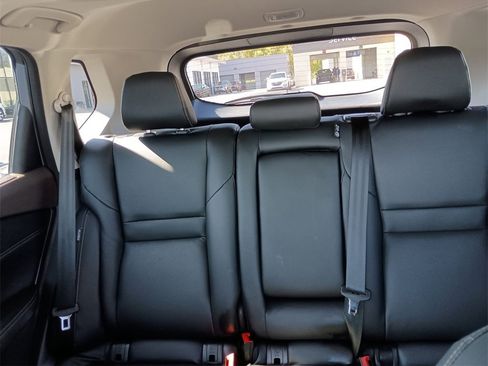 Used 2023 Nissan Rogue SL w/ SL Premium Package image 13