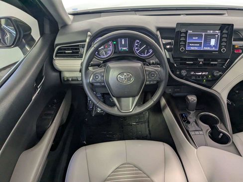 Certified 2022 Toyota Camry SE w/ Convenience Package FWD image 37