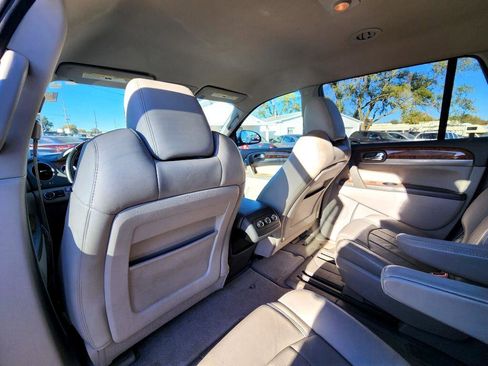Used 2012 Buick Enclave Leather image 9