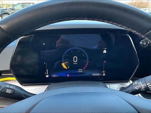 Used 2024 Chevrolet Trax LT w/ Driver Confidence Package FWD image 13