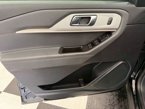 New 2026 Ford Explorer Active image 15