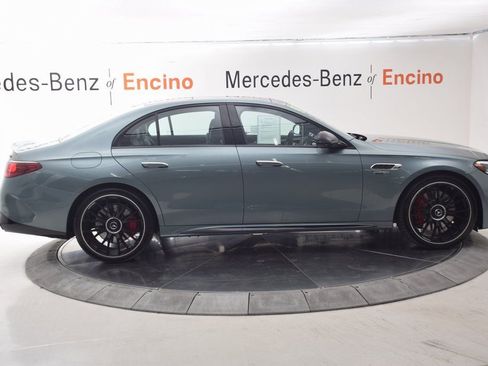Used 2025 Mercedes-Benz E 53 AMG e 4MATIC Sedan image 6