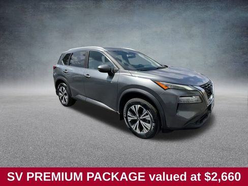 Used 2023 Nissan Rogue SV w/ SV Premium Package image 2