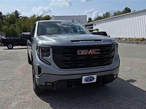 New 2026 GMC Sierra 1500 Elevation image 3