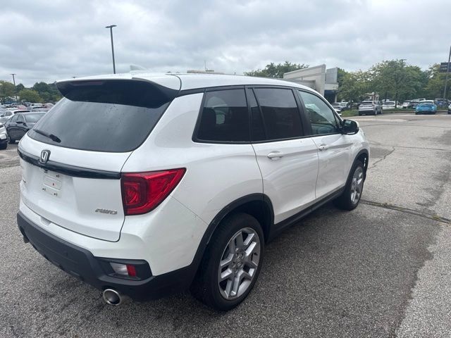 Used 2024 Honda Passport EX-L image 3