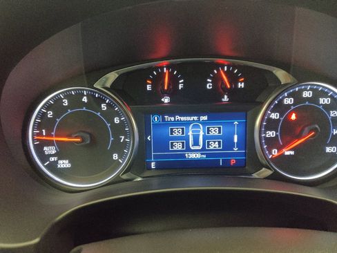 Used 2024 GMC Terrain SLE w/ Driver Convenience Package AWD/4WD image 23