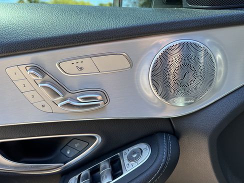 Used 2019 Mercedes-Benz C 300 Sedan image 36