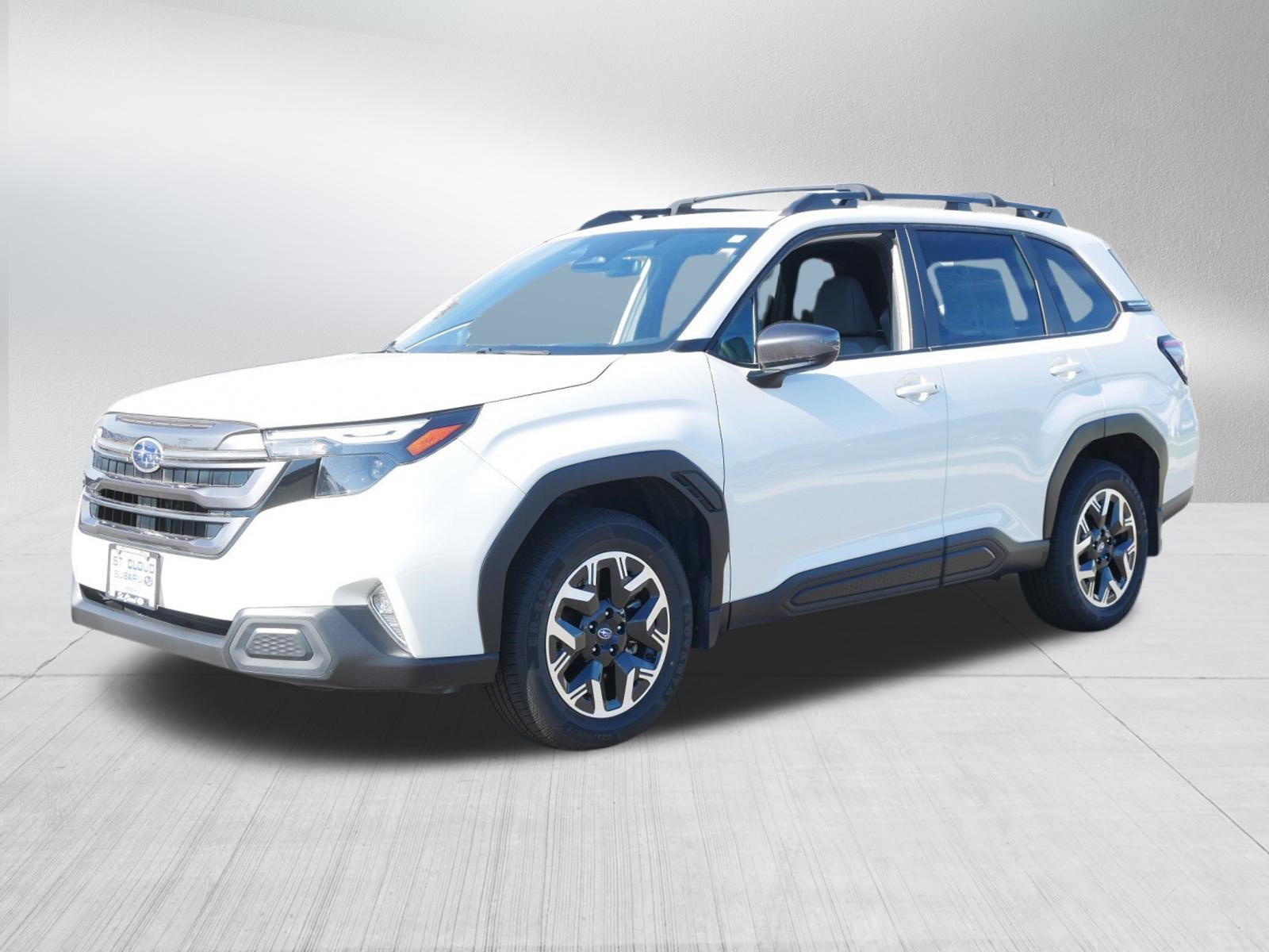 Certified 2025 Subaru Forester Premium AWD/4WD image 3