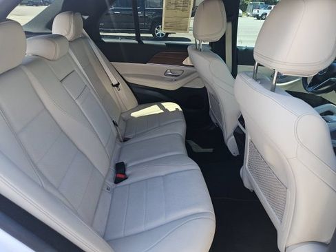 Used 2026 Mercedes-Benz GLE 450 4MATIC image 13
