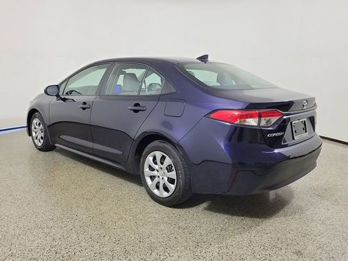 Used 2023 Toyota Corolla LE FWD image 7