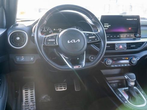 Used 2023 Kia Forte GT-Line w/ GT-Line Premium Package image 13