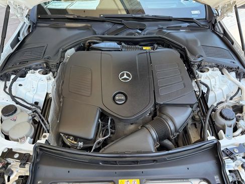 Used 2024 Mercedes-Benz C 300 4MATIC Sedan image 16