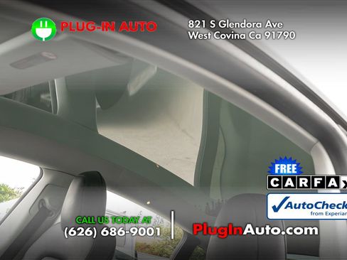 Used 2020 Tesla Model Y Long Range image 9