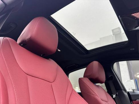 Used 2025 BMW i4 eDrive40 image 15