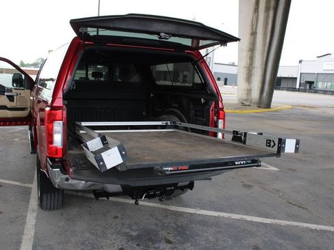 Used 2017 Ford F250 Lariat w/ Chrome Package AWD/4WD image 7