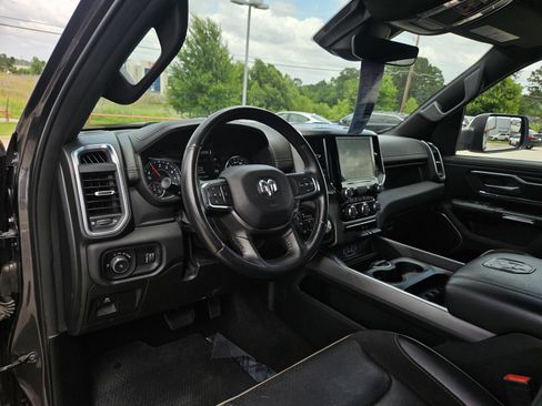 Used 2024 RAM 1500 Laramie AWD/4WD image 14
