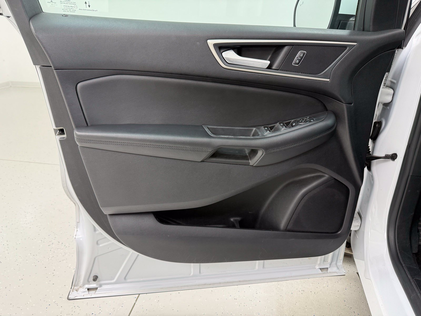 Used 2021 Ford Edge SEL FWD image 12
