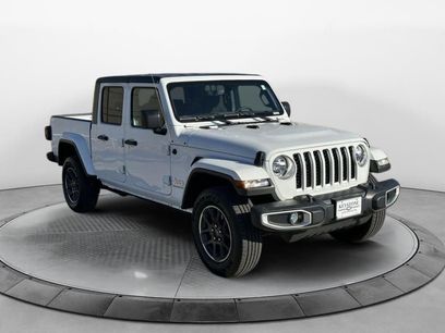 Used 2023 Jeep Gladiator Overland