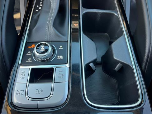 Used 2022 Kia Telluride S image 58