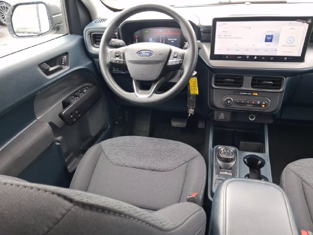 Used 2025 Ford Maverick XL FWD image 8
