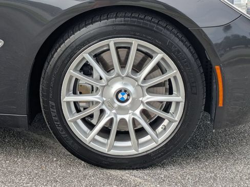 Used 2015 BMW 750Li RWD image 9
