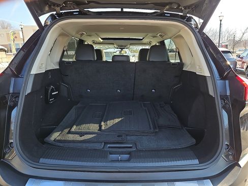 Certified 2022 Nissan Rogue SV w/ SV Premium Package image 27